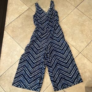 GAP Cropped Culotte Patterned Jumpsuit size Small